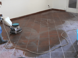 Pulizia_di_fondo_cotto_toscano